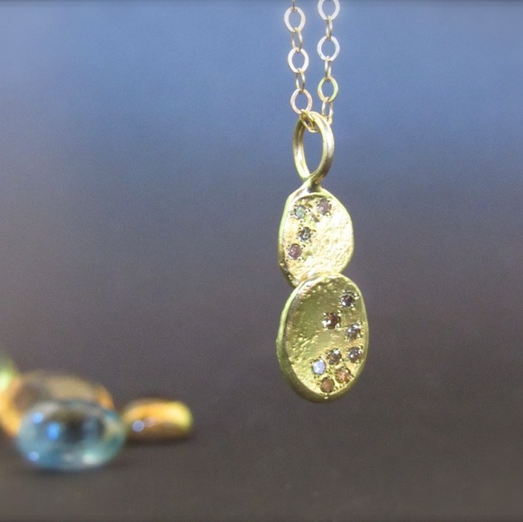 Gold diamonds necklace. - Picture 6 of 8